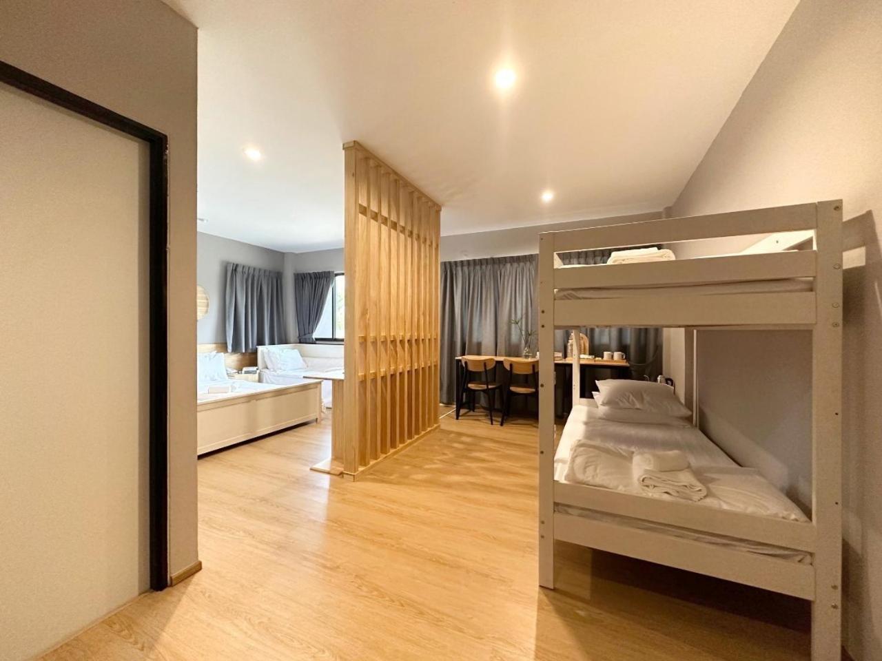 Kinnotel Phrae Exterior photo